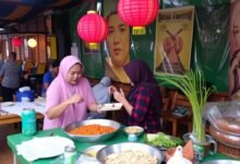 Wisata Kuliner Populer yang Tidak Pernah Sepi Pengunjung